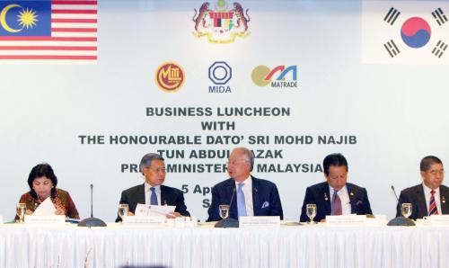 DATUK SERI MOHD NAJIB TUN ABDUL RAZAK