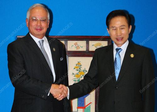 MOHD NAJIB TUN ABDUL RAZAK