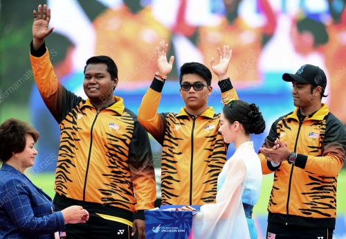 KOR07_28092014_ARCHERY