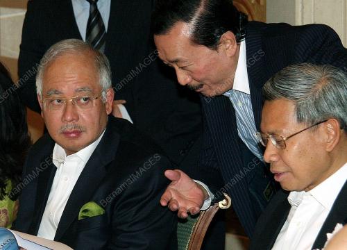 NAJIB TUN RAZAK