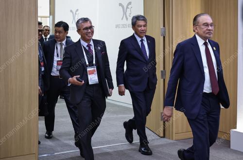 DATUK SERI ANWAR IBRAHIM