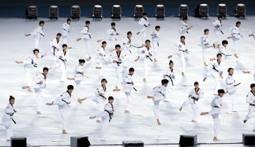 KOR08_04102014_CLOSING