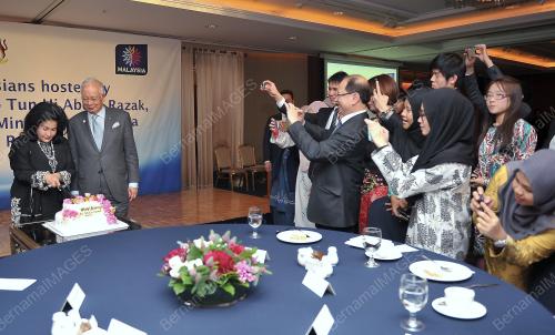 KOR08_09122014_PM_KOREA8