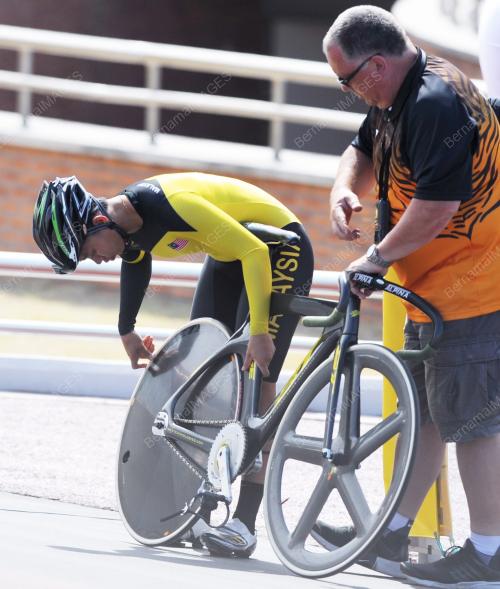 KOR08_18092014_CYCLING