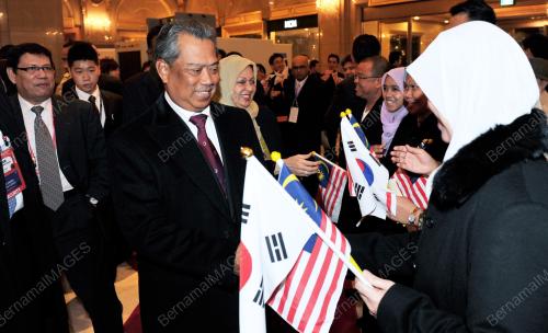 KOR08_25032012_NUCLEAR