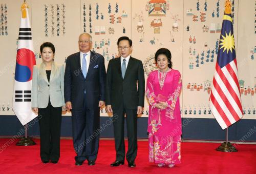 DATUK SERI NAJIB TUN ABDUL RAZAK