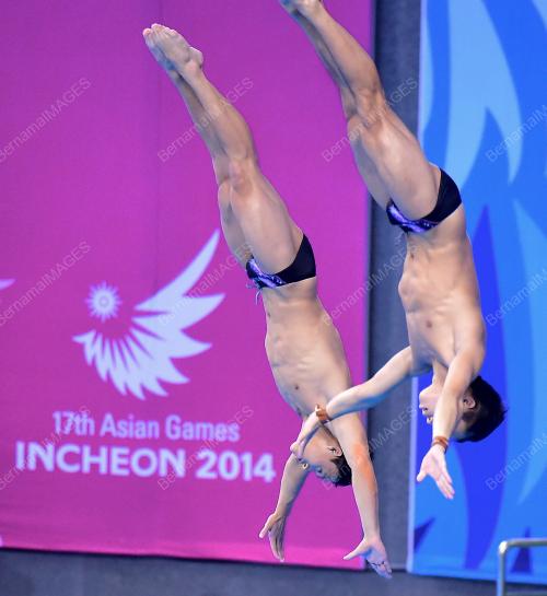 KOR09_29092014_DIVING