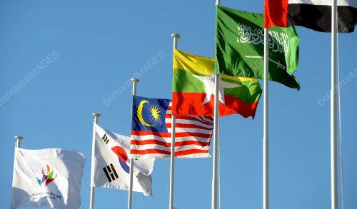 KOR10_14102014_PARA_ASIA