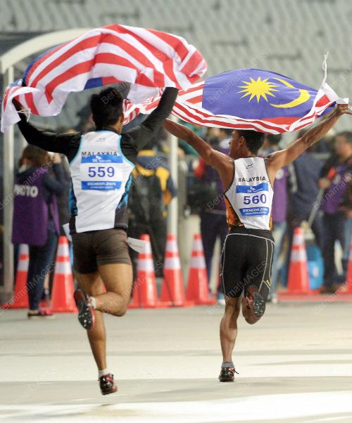 KOR11_20102014_100m_LELAKI_T36