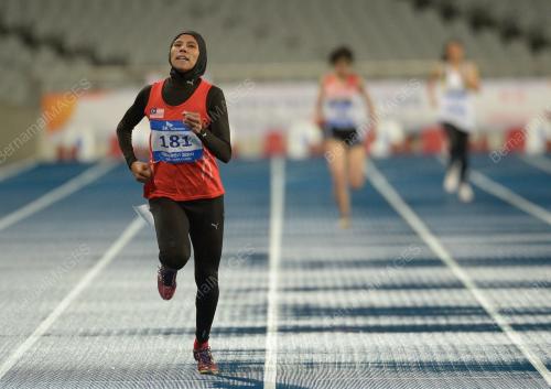 KOR13_21102014_WANITA
