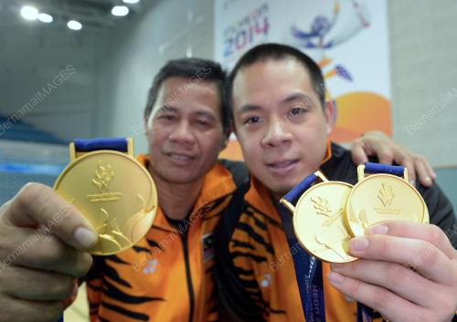 KOR14_23102014_BADMINTON_SL_3-4_SU_5