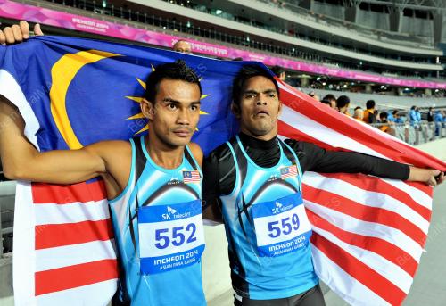KOR15_22102014_400m_LELAKI_T36