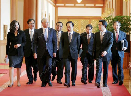 DATUK SERI NAJIB TUN ABDUL RAZAK