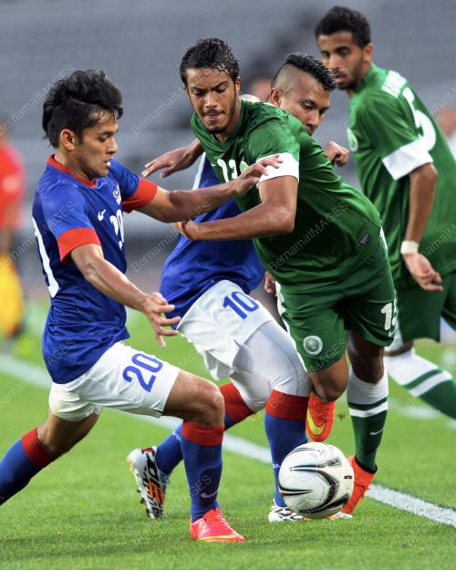 KOR17_21092014_FOOTBALL