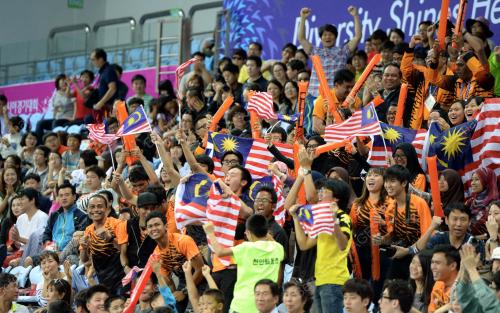 KOR17_28092014_BADMINTON