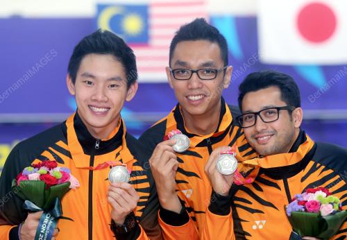 KOR19_28092014_BOLING