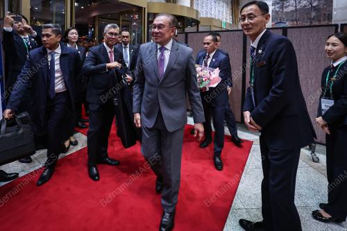 DATUK SERI ANWAR IBRAHIM