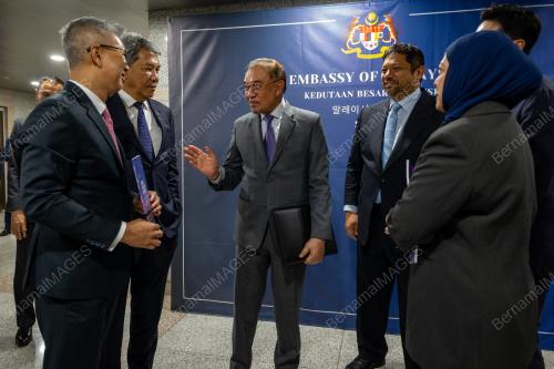 DATUK SERI ANWAR IBRAHIM