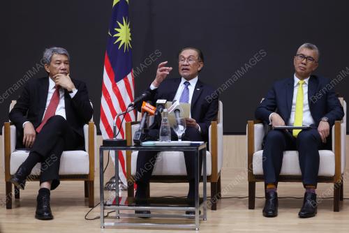 DATUK SERI ANWAR IBRAHIM