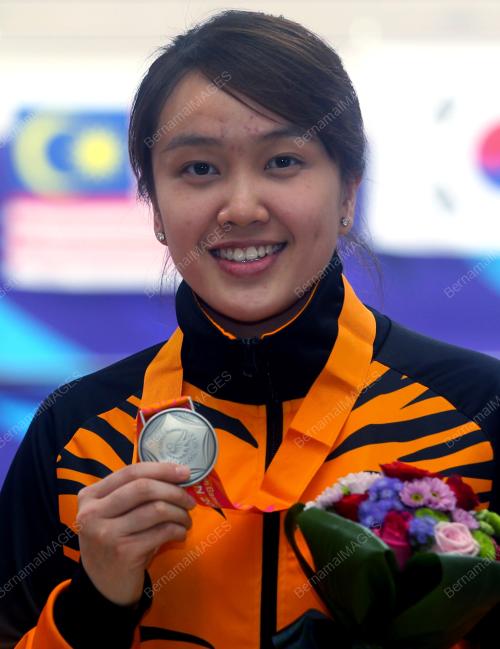 KOR29_30092014_BOLING