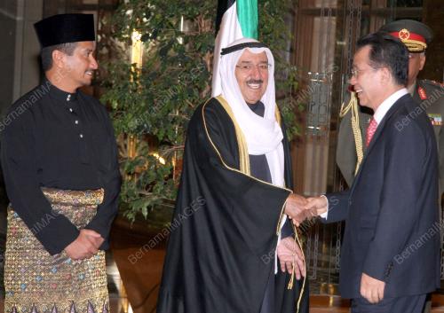 TUANKU MIZAN ZAINAL ABIDIN