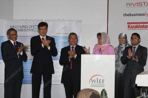 DATUK SERI SHAHRIZAT ABDUL JALIL