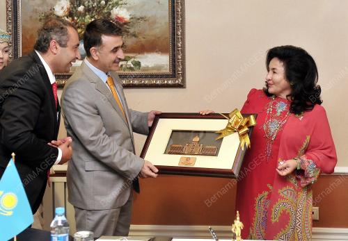 KZH08_20062013_ROSMAH