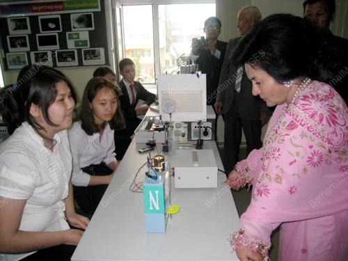 DATIN SERI ROSMAH MANSOR