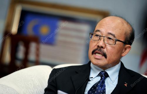LAO01_04112012_ASEM_9