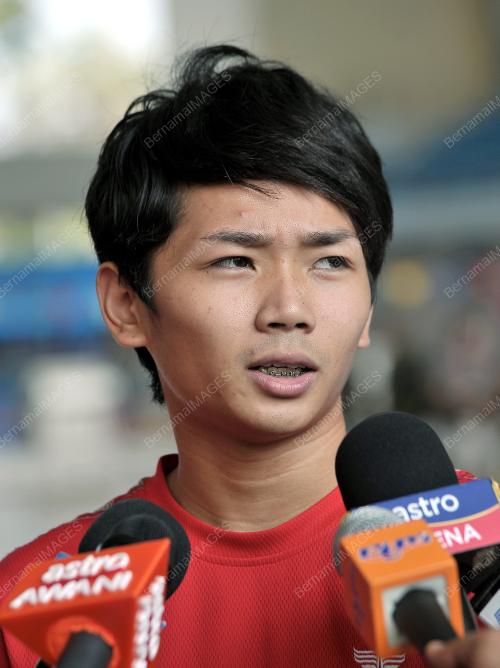 LAO01_10122012_TERJUN