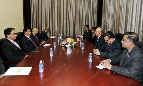 LAO02_05112012_ASEM_9