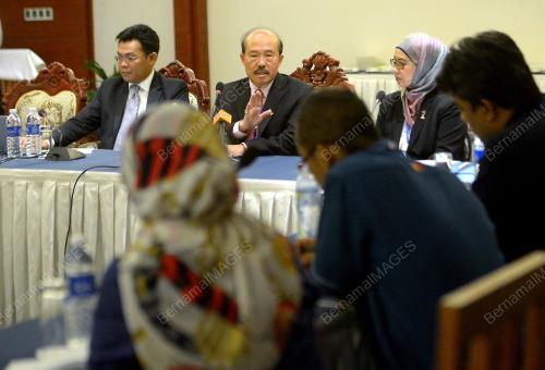 LAO02_10092014_TAKLIMAT_DUTA