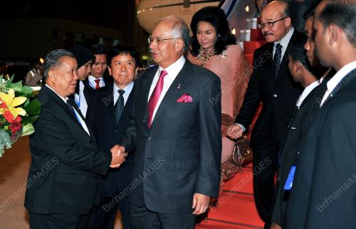LAO03_04112012_ASEM
