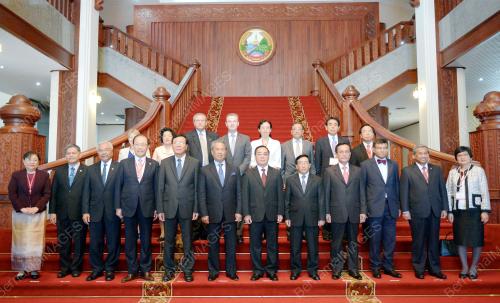 LAO05_12092014_KUNJUNGAN_HORMAT