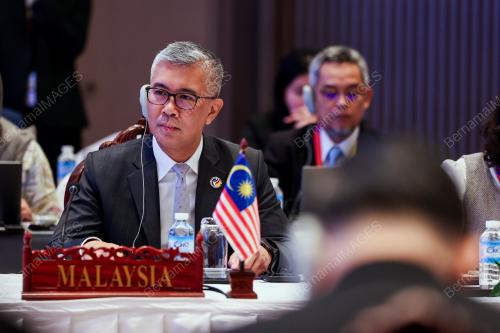 TENGKU DATUK SERI ZAFRUL ABDUL AZIZ