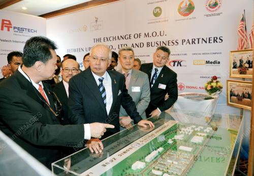 LAO08_05112012_ASEM_9