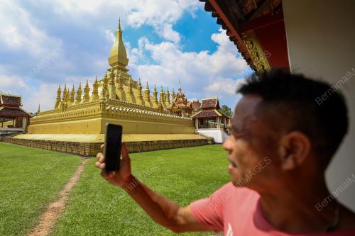 PHA THAT LUANG