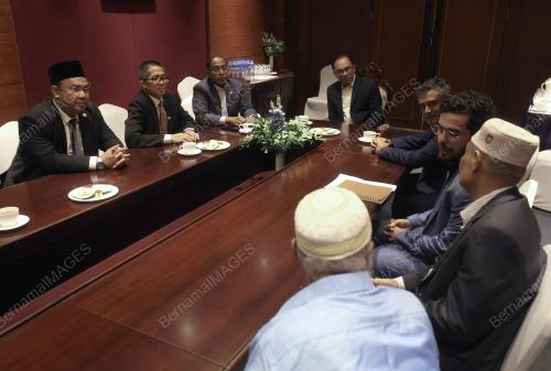 DATUK SERI ANWAR IBRAHIM