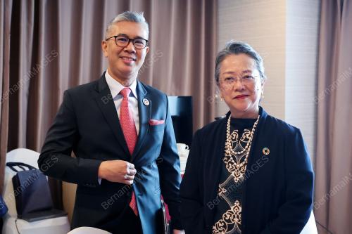 TENGKU DATUK SERI ZAFRUL ABDUL AZIZ