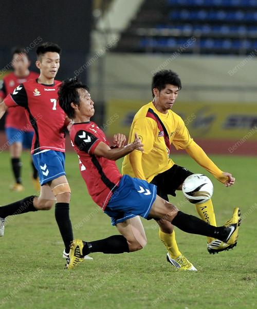LAO12_13122012_BOLA