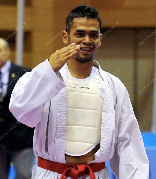 LAO12_14122012_KARATEDO