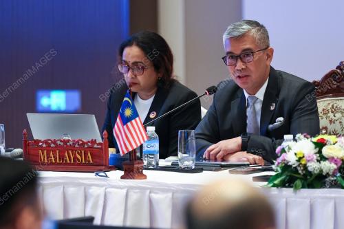 TENGKU DATUK SERI ZAFRUL ABDUL AZIZ