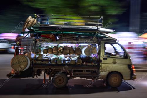 PASAR MALAM VIENTIANE