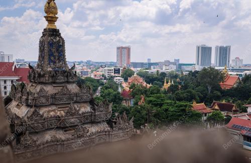 TUGU PERINGATAN PATUXAY