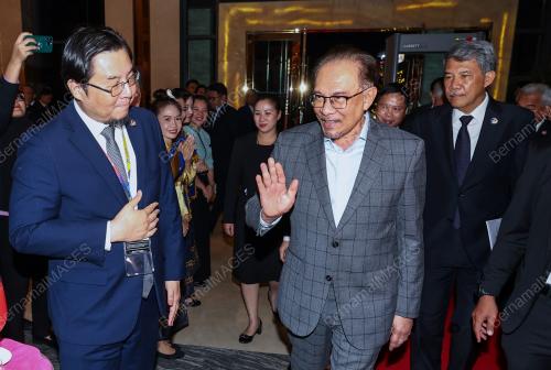 DATUK SERI ANWAR IBRAHIM