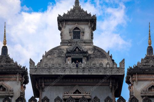 TUGU PERINGATAN PATUXAY