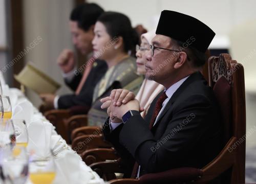 DATUK SERI ANWAR IBRAHIM
