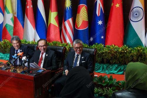 DATUK SERI ANWAR IBRAHIM