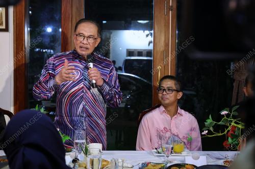 DATUK SERI ANWAR IBRAHIM