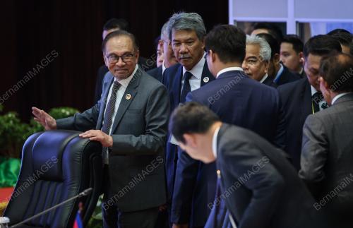 DATUK SERI ANWAR IBRAHIM